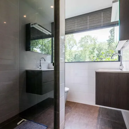 Luxurious, Modern With Dishwasher, Close To De Veluwe